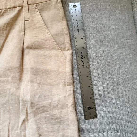 ZARA off-white/cream Silky-feel Bermuda shorts Women’s XL - Picture 2 of 8